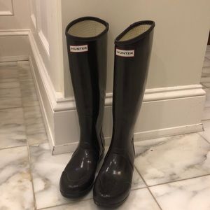 Size 9 , hunter boots